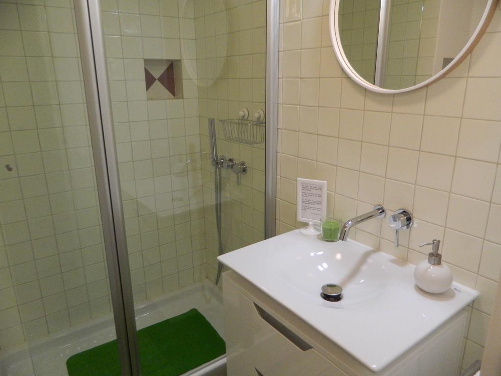 Feel Alfama Apartment Lisbon Bagian luar foto